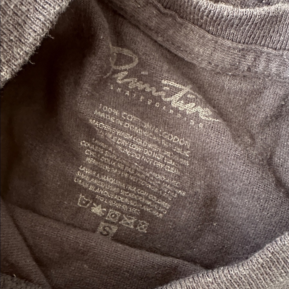 BUNDLE - 5 Shirts: Primitive Logo T-Shirt Collection - Picture 3 of 4